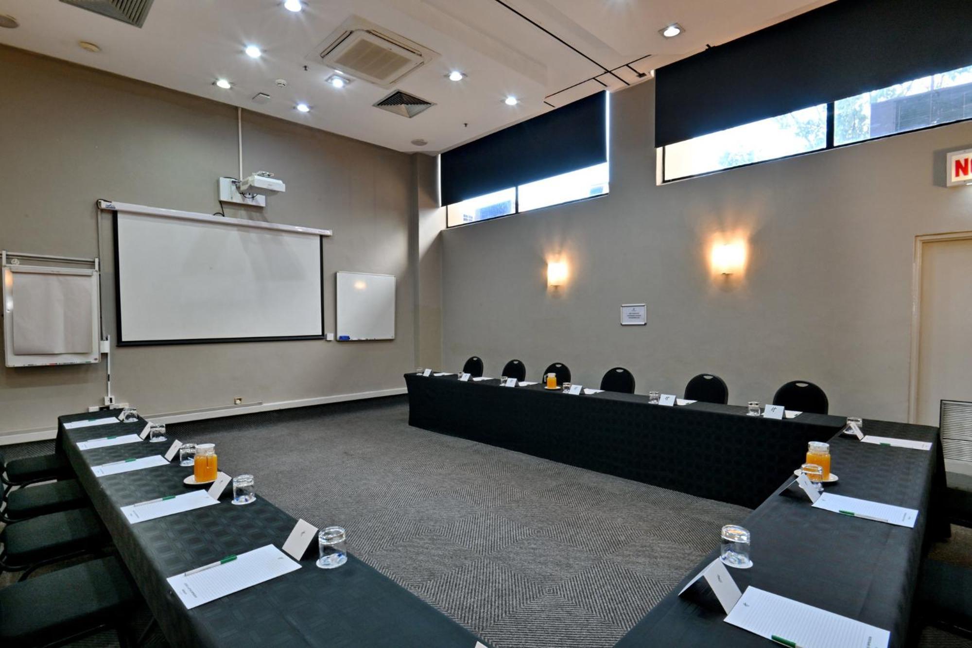 Holiday Inn - Harare By Ihg Kültér fotó
