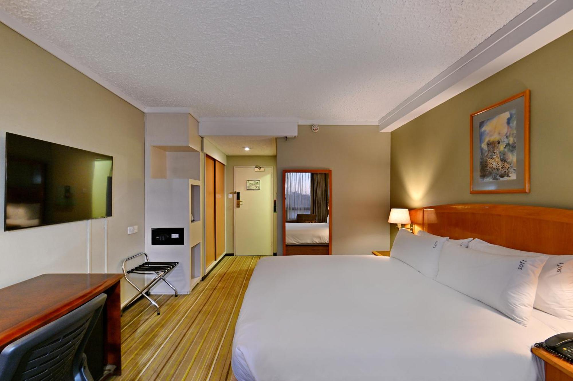 Holiday Inn - Harare By Ihg Kültér fotó